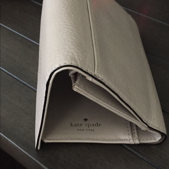 Kate Spade Wallet - Picture 2 of 6